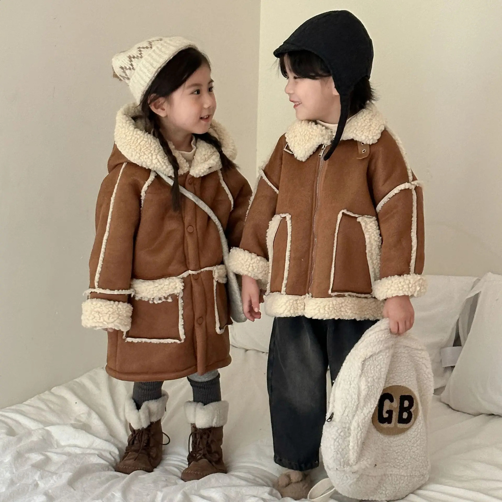 Autumn Winter Childrens Girls Coat Integrated Fur Thick Velvet Warm Kids Girls Jakcet 1-10 Years Baby Girls Outerwears 241223