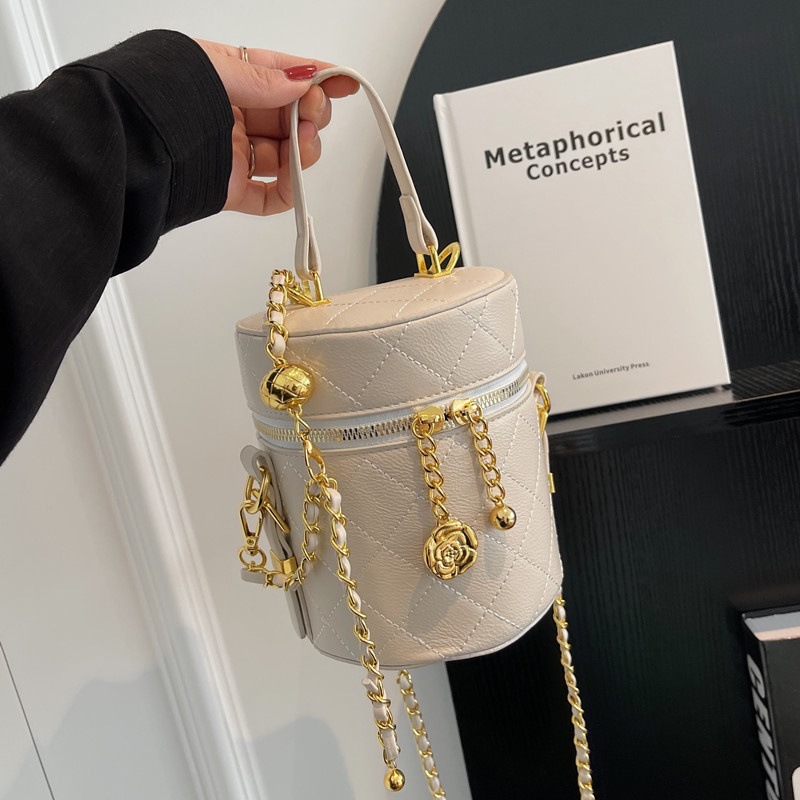 Free shipping 2025 Single Shoulder Bags for Women lady Bucket Handheld Cylinder Chain Crossbody Bag