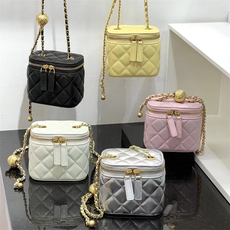 Womens designer makeup bags vanity case bag lady cosmetic bag leather high quality solid color plated gold ball zipper fashion toiletry bag simple xb076 C4