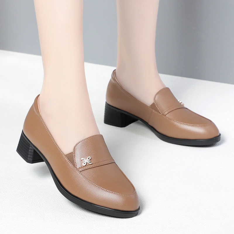 Women Shoes Large Size Spring Genuine Leather Women Dress Shoes Casual Round Toe British Style Mid Heel Ladies Shoes