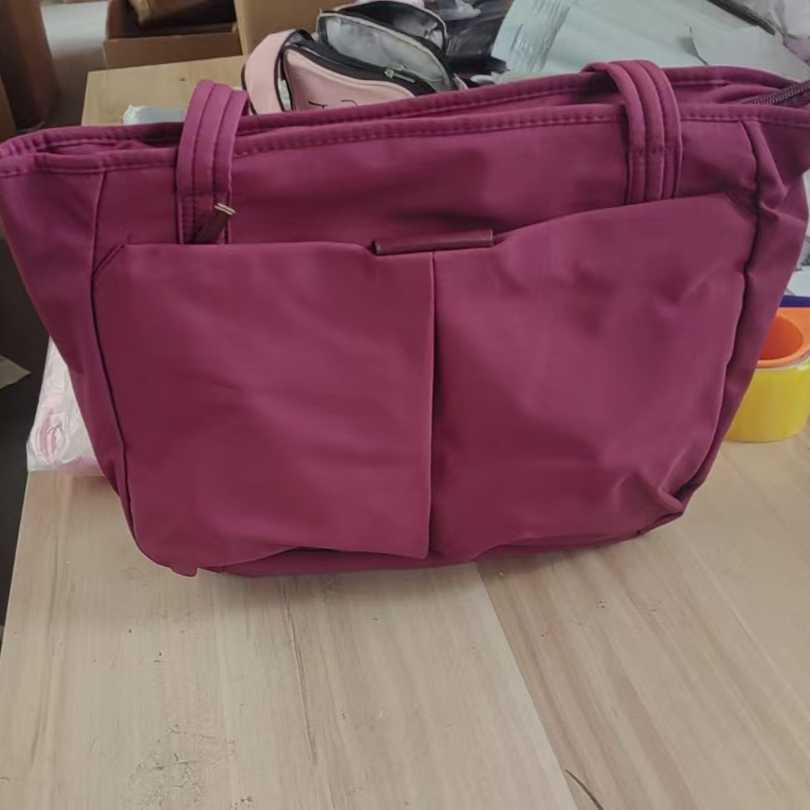 women's shoulder bag handbag with large capacity multiple insertion pockets, waterproof and casual 15 inch laptop tote bag 241215