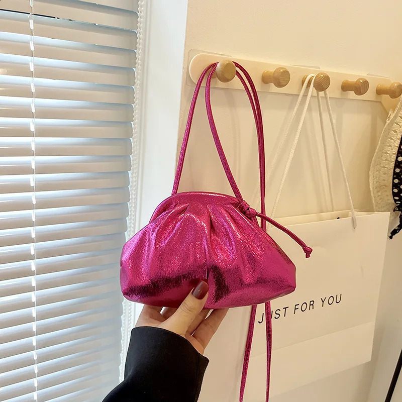 Fashion Woman Pleated Small Laser Crossbody Bag Simple Soft PU Leather Cloud Shoulder Bag Evening Party Clutches Purse Female 241223