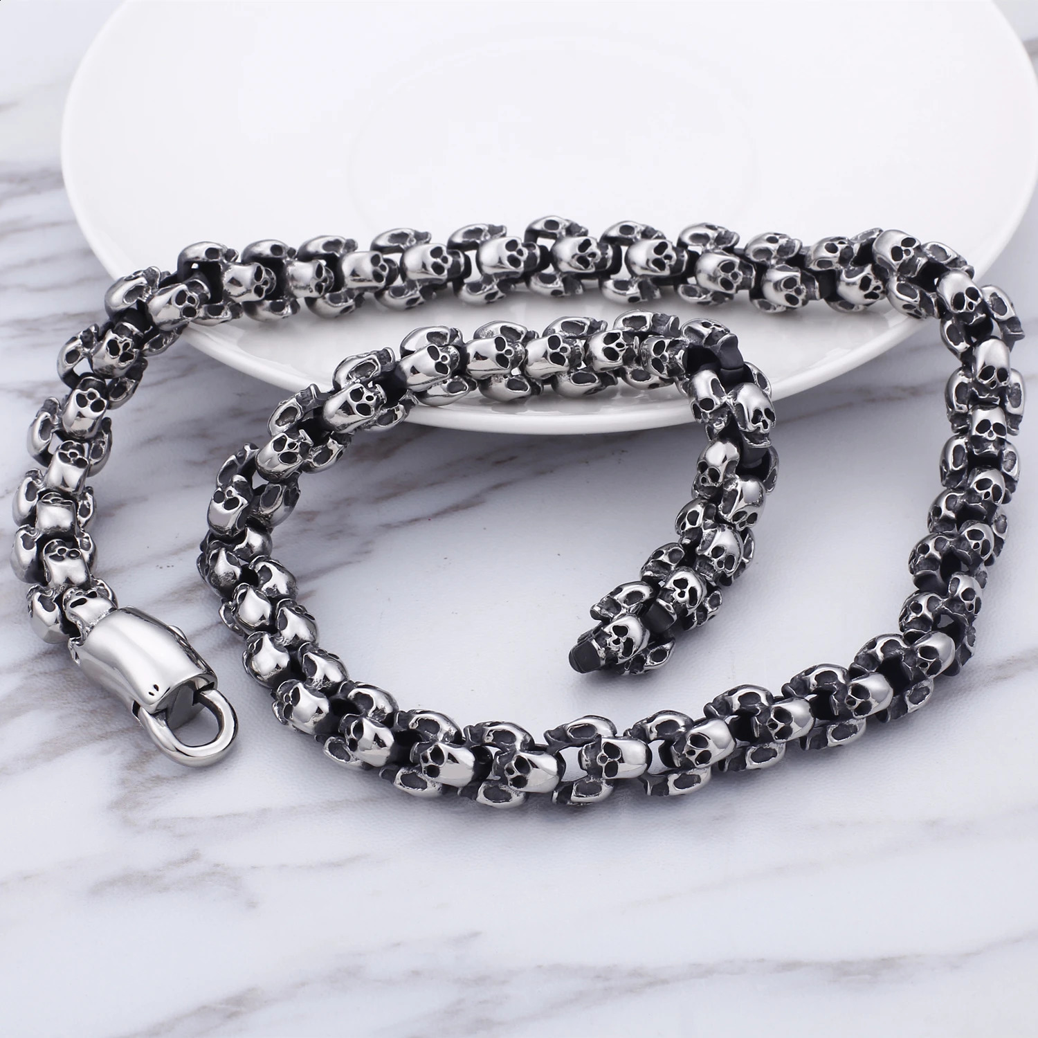 Punk Rock Skull Head Link Chain Necklace for Men Stainless Steel Mens Necklaces Skull Charm Link Chains Choker Gothic Jewelry241224