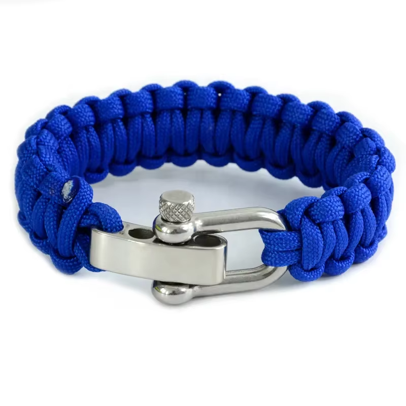 Outdoor Survival Bracelet Christmas Paracord Bracelet With Stainless Steel Shackle