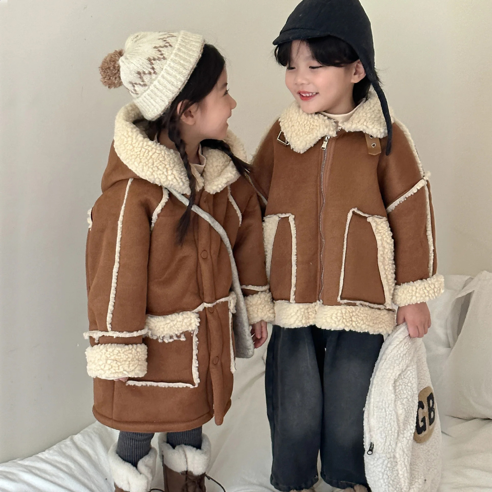 Autumn Winter Childrens Girls Coat Integrated Fur Thick Velvet Warm Kids Girls Jakcet 1-10 Years Baby Girls Outerwears 241223