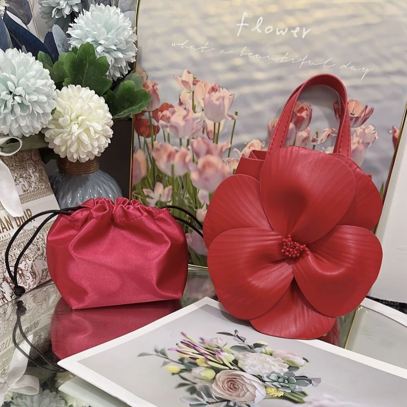 Spring Arrivals Creative Flower Shaped Tote Bag Pleated PU Leather Womens Handabg Female Party Wedding Evening Clutch 241223