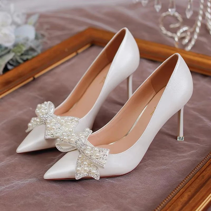 Pearl Butterfly Wedding Gift Pump Womens Sexy High Heels Party Shoes Womens Silk Dot Toe Diamond Pump Women 241223