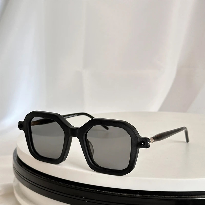 Y2K Style Germany Sunglasses Maske P9 Fashion Vintage Rectangle Glasses For Men Women Classic Eyewear Outdoor Travel Shade 241223