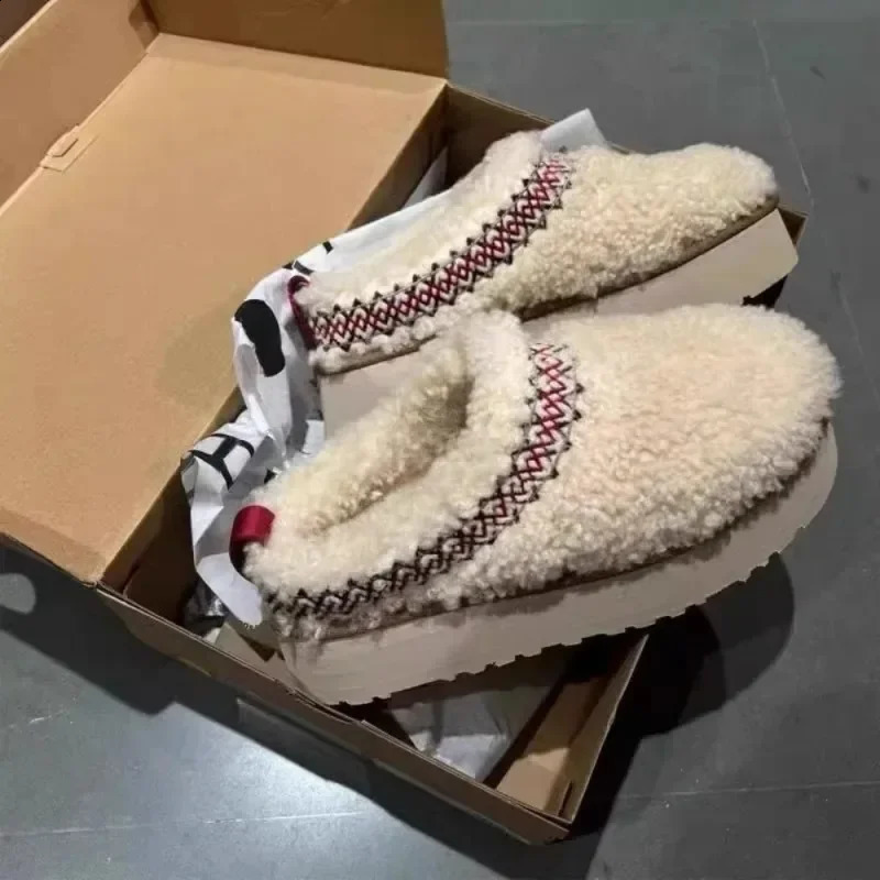 2025 Womens Wool Slippers Warm Thick-soled Trendy Thickened Velvet Snow Boots Home Girls Shoes Botas Mujer 241224