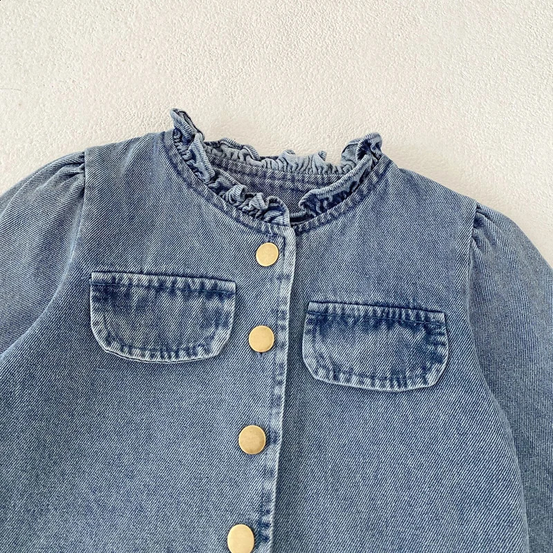 Autumn style 0-3 years old baby clothing baby girl fungus collar denim long-sleeved coat girls cardigan fashion coat 241223