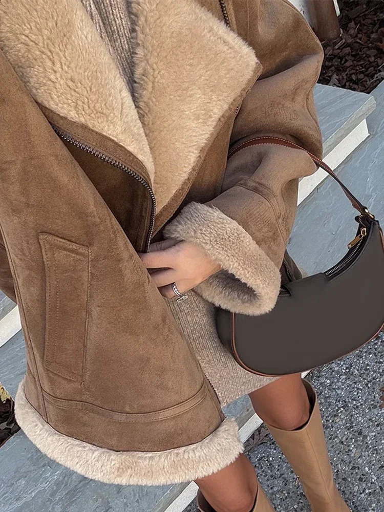 Fashion Long Sleeve Basic Coat Women Casual Lapel Zipper Lamb Wool Warm Jacket Autumn Winter Lady Commuting Outerwear 241217