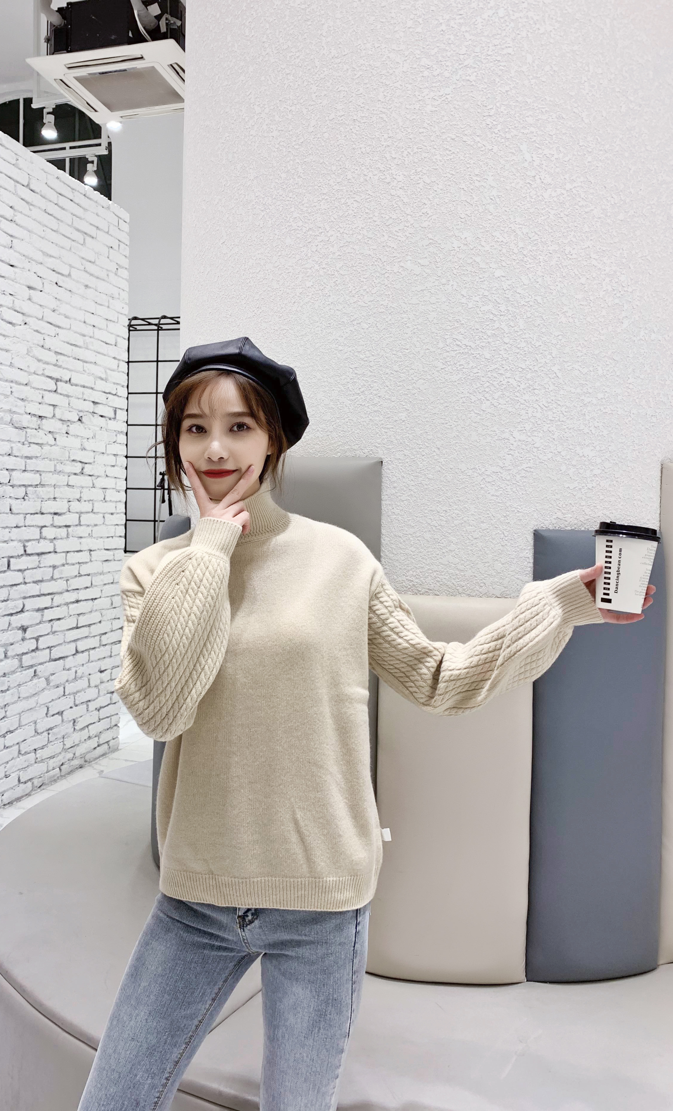 Chic Women's High-Quality Wool Sweater - Perfect for Autumn and Winter Seasons