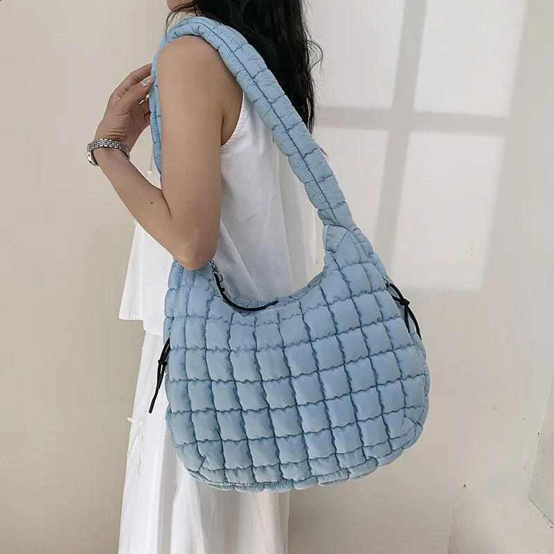 Larger Capacity Puffer Tote Bag Casual Shopping Bag Elegant Purple Soft Nylon Padded Shoulder Bags Simple Trend Women Handbag 241223