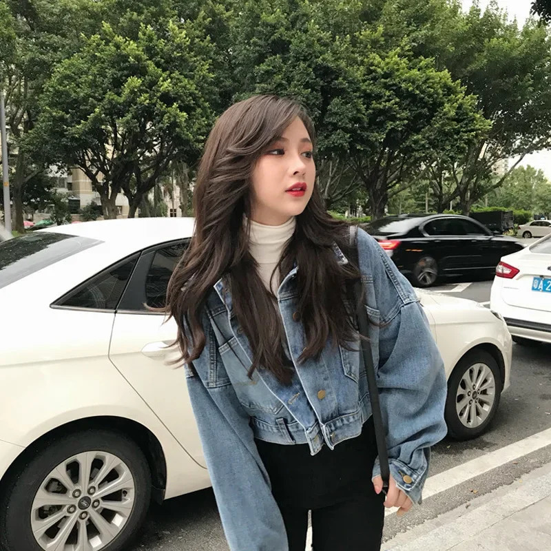 Spring womens denim short jacket solid color long sleeved lapel jacket womens spring autumn button oversized crop denim jacket 241219