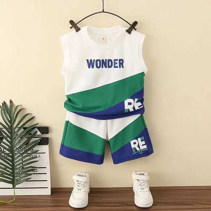 Clothing Sets Summer Teenage Boy Clothes Set Children Patchwork Vest T-shirts and Shorts Suit Fashion Letter Printed Top Bottom 2pcs OutfitsY241225NAA