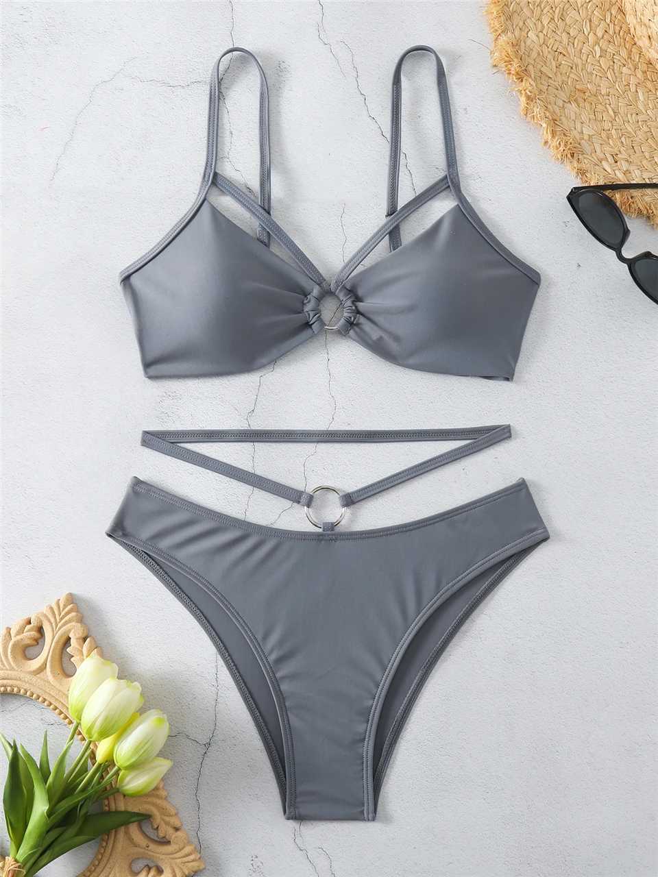 Buckle bikini 2024 womens shoulder strap swimsuit womens sexy solid swimsuit summer beachwear womens bath swimsuitW241225