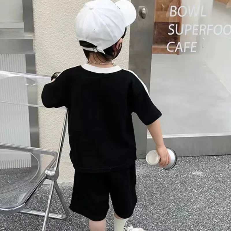 Clothing Sets Summer Children Boy Girls Clothes Set Letter Printed T-shirts and Shorts 2pcs Suit Kid Short Sleeve Top Bottom Fashion OutfitsY241225HCG