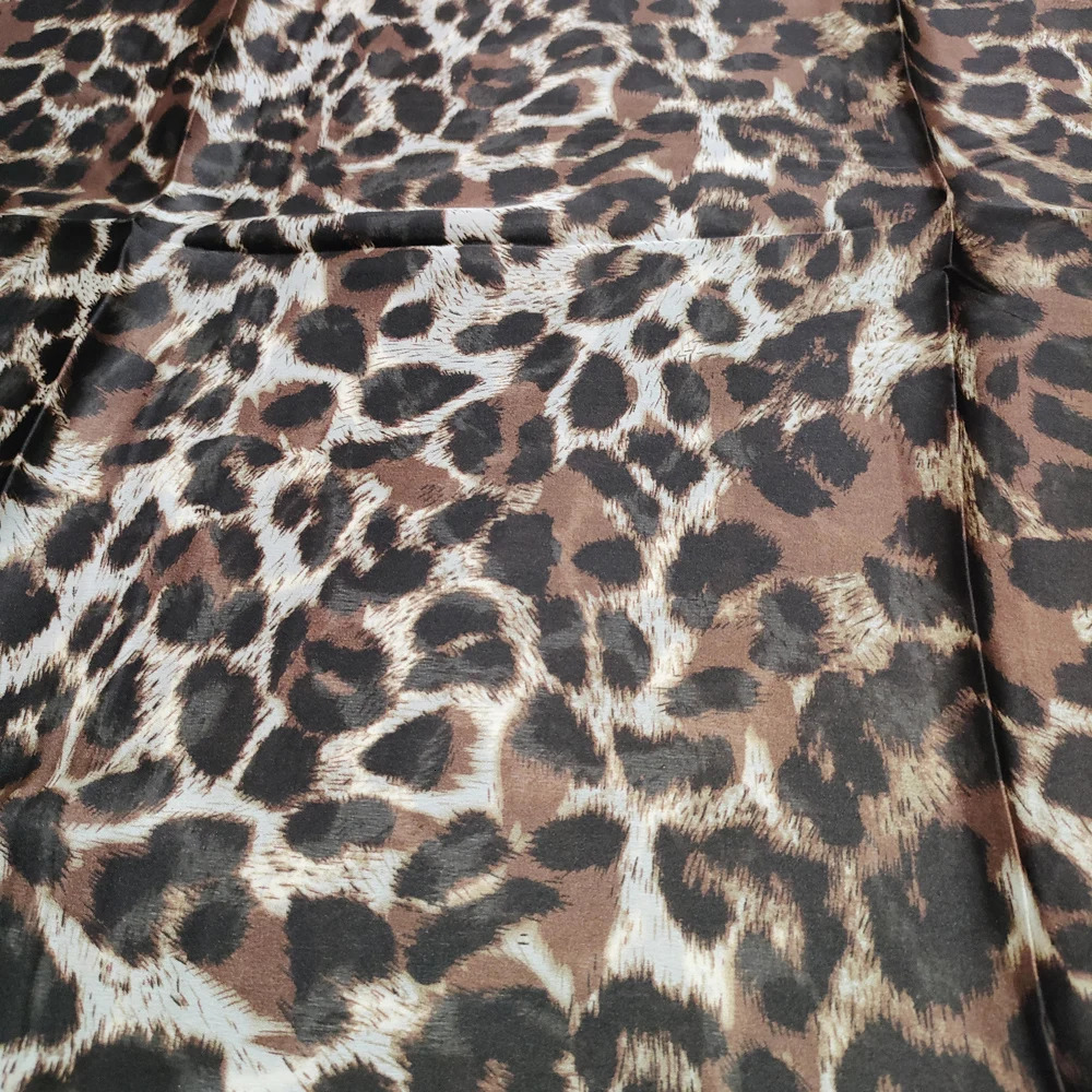 Autumn Silk Scarf Elegant Woman Leopard Print Hijab Scarves Lady Long Bandana Soft Shawls and Wraps 180cm YD1196 241225