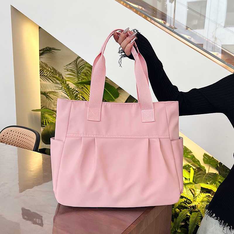 Lightweight And Lar… - image