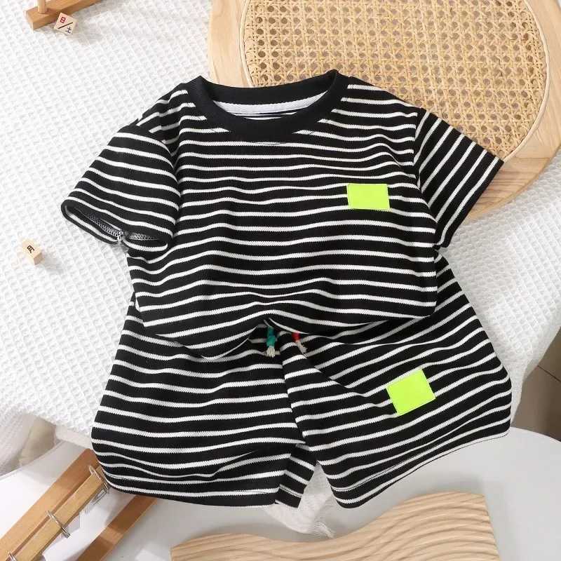 Clothing Sets Summer boys and girls clothing set childrens striped T-shirt and shorts 2-piece set childrens topY241225YYJF