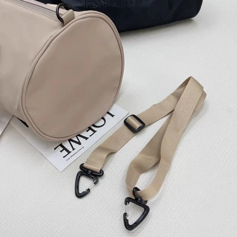 Duffel Bags Classic Brand Fashion Travel Handbag Men's Sports Dry Wet Separation Bucket Bag Large Capacity Business Storage