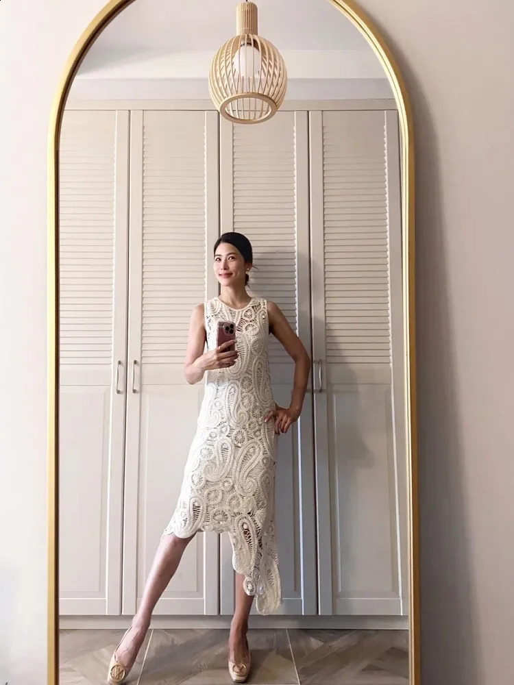 Crochet Knitted Asymmetric Womens Dress Set Chic Oneck Sleeveless Top Short Lining Skirt Suit 2023 Fashion Fairy Sweet Outfits 241220