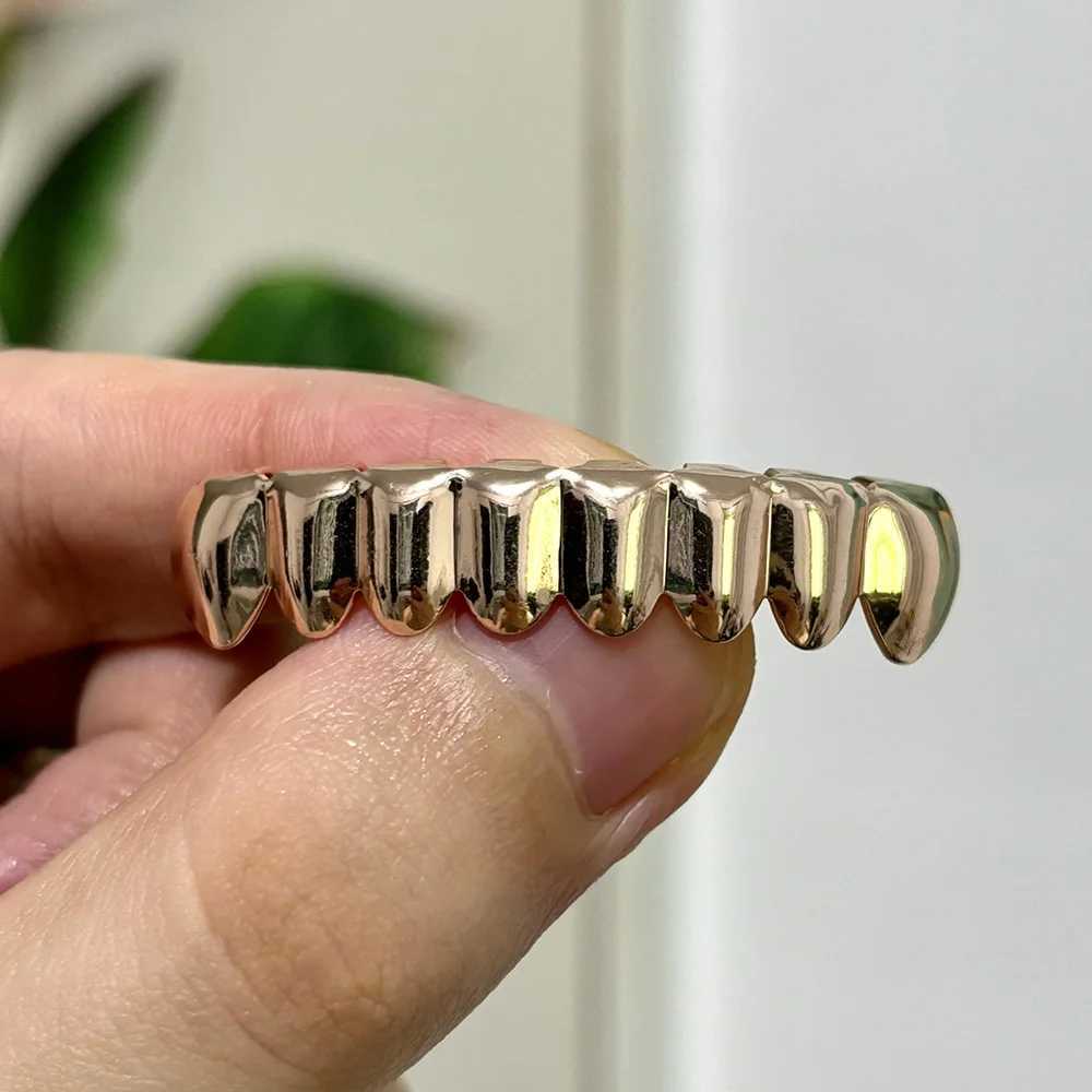 YOUNGX Punk Glossy 8 Bottom Teeth Grillz Cs Black Silver Color Tooth Grills For Women Men Jewelry Halloween Dental GrillsXJ241225