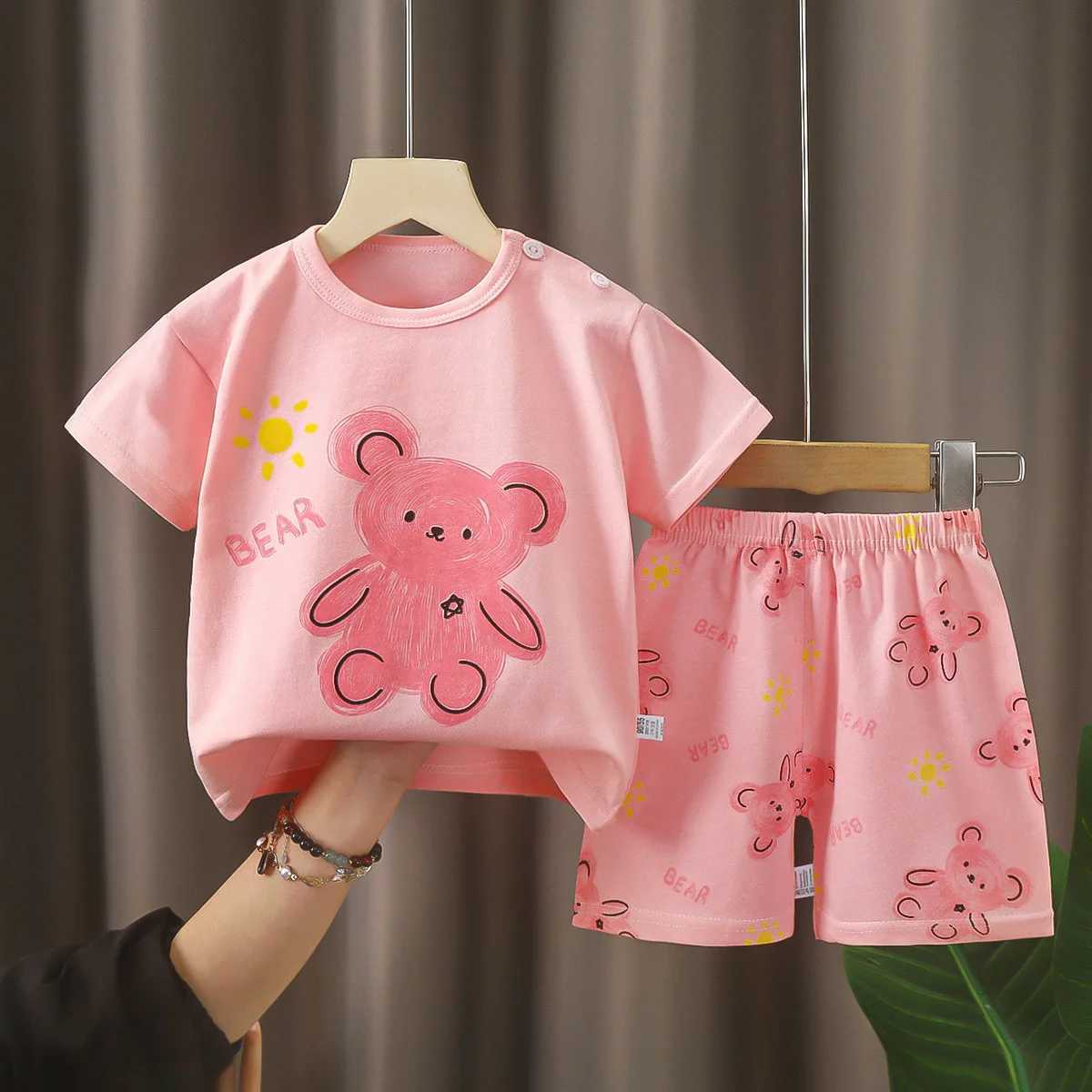 Clothing Sets Summer Baby Girl Clothes Set Children Casual Cotton T-shirts and Shorts 2pcs Outfit Boys Cartoon Bear Print Top Bottom OutfitsY241225PRH