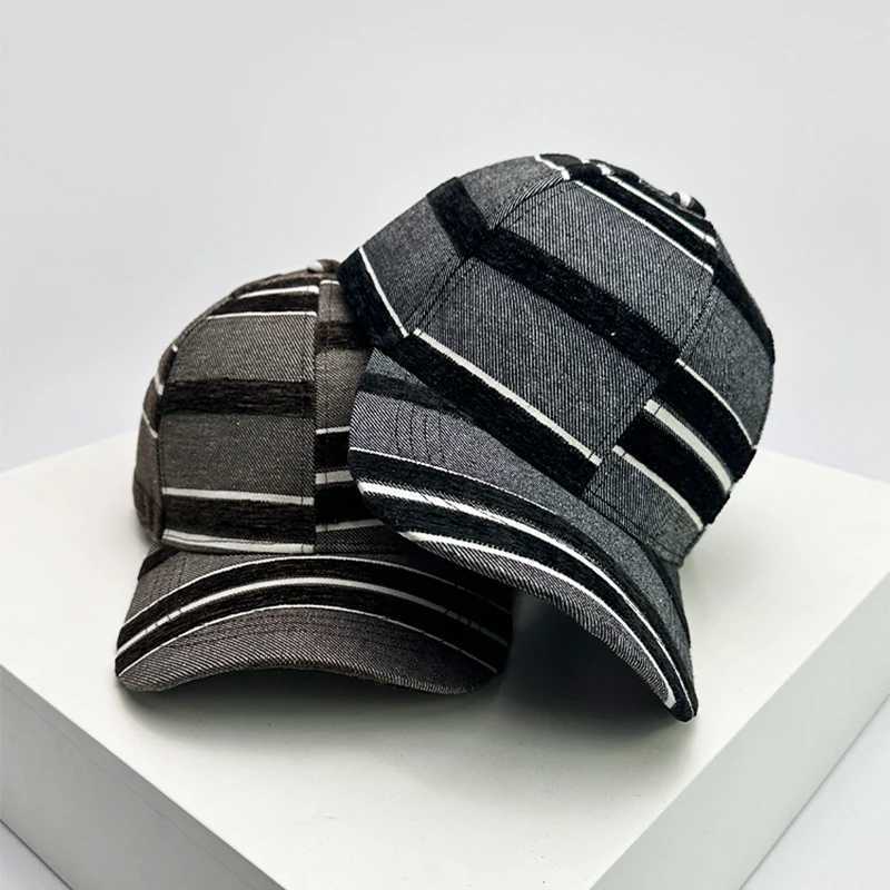 New unisex checkered striped retro baseball cap outdoor sunny casual breathable classic leather hat retro fashion trend W241225