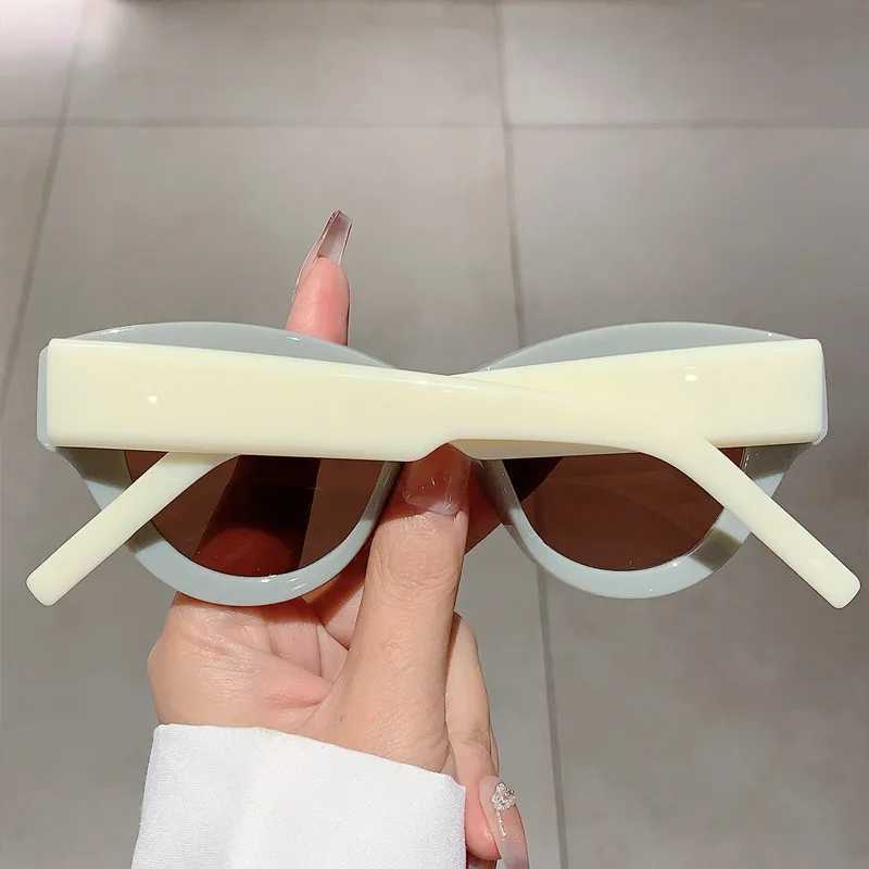 Fashion retro cat eyes Sunes Wen for Fem Sun es Punk S luxury brand designer elegant womens eyes UV400 X2412251