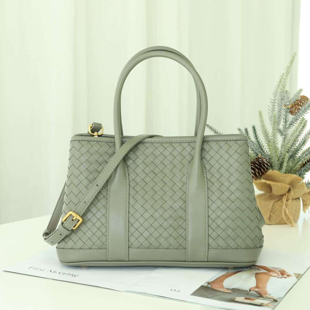 Women's Bags Handbag Niche High-End Design, Garden Genuine Leather Women's Bag, Trendy New Woven Bag
