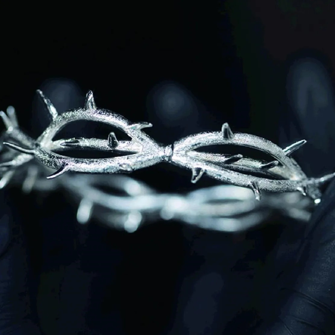 Thorn Bracelet Punk Gothic Cosplay Unisex Metal Hip Hop Hand Chain Silver Color Jewelry Bangles Props Birthday Gift Accessories 241225