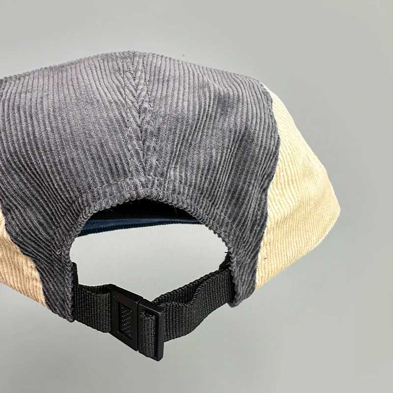 Japanese Embroidered Colored Block Baseball Hat New Neutral Corduroy Breathable Retro Sunshade Versatile Street Fashion Peaked Caps W241225