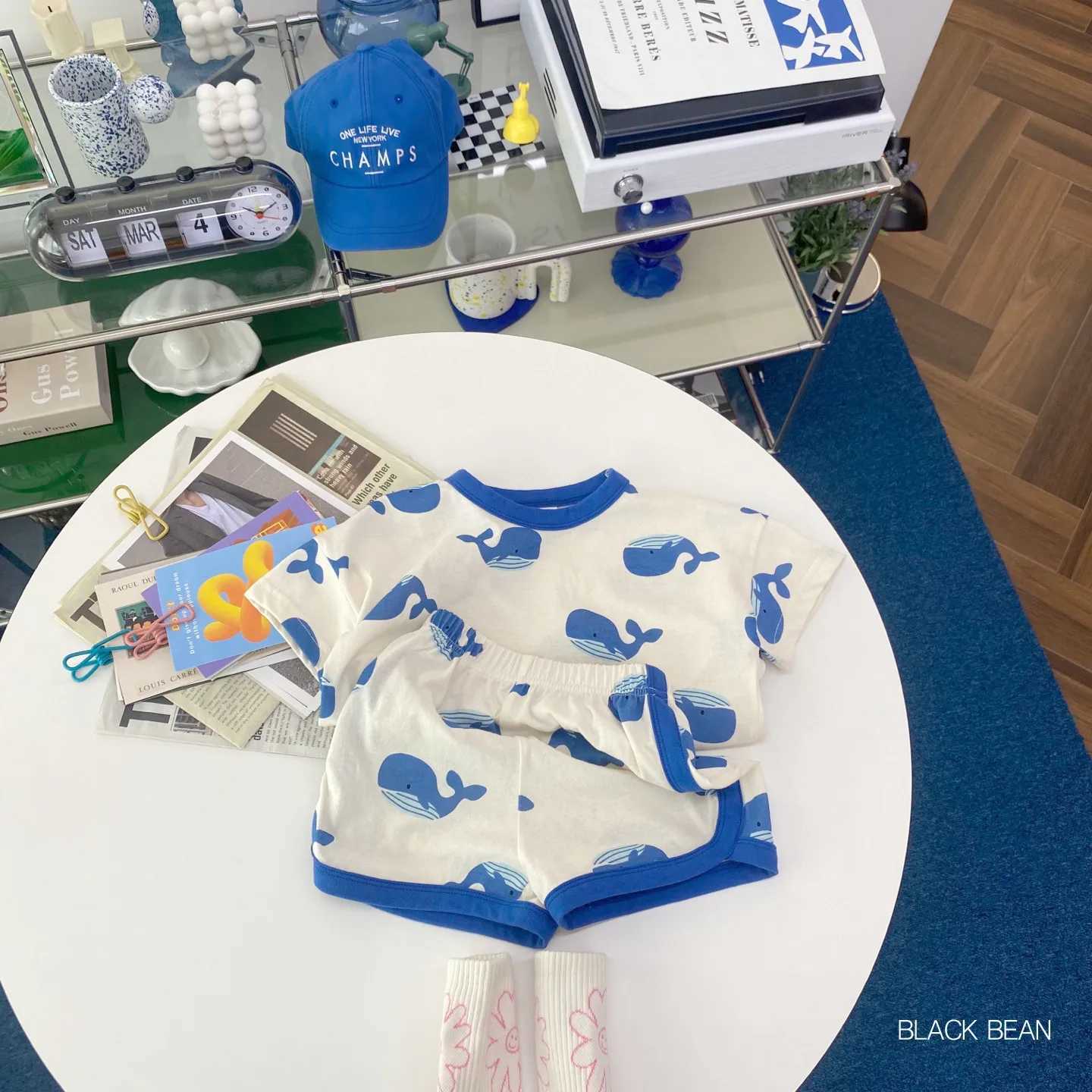 Clothing Sets Summer New Korean Version of the Childrens Dolphin Printing Short-Sleeved Shorts Suit Baby Cute Cartoon Home Wear Leisure SuitY241225XI0