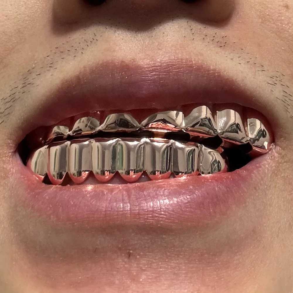 RACHELZ Hip Hop Top Bottom 8 Glossy Tooth Cs For Women Men Cosplay Punk Mouth Teeth Grillz Jewelry Dental GrillsXJ241225