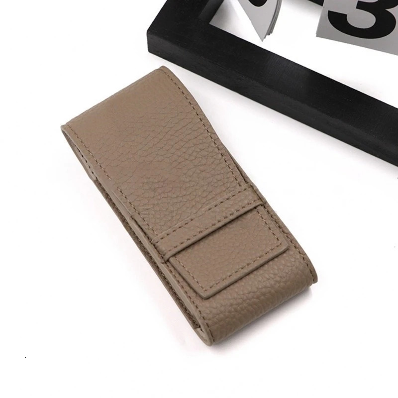 PU Leather Watch Pouch for Travel Soft Lined Single Watch Storage Case Wristwatch Organizer for Daily Use and Trips 241225