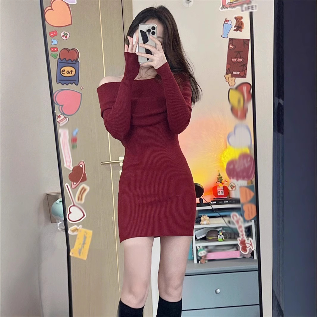 P1202 One-shoulder sexy hot girl long-sleeved dress female autumn and winter style slim hip skirt