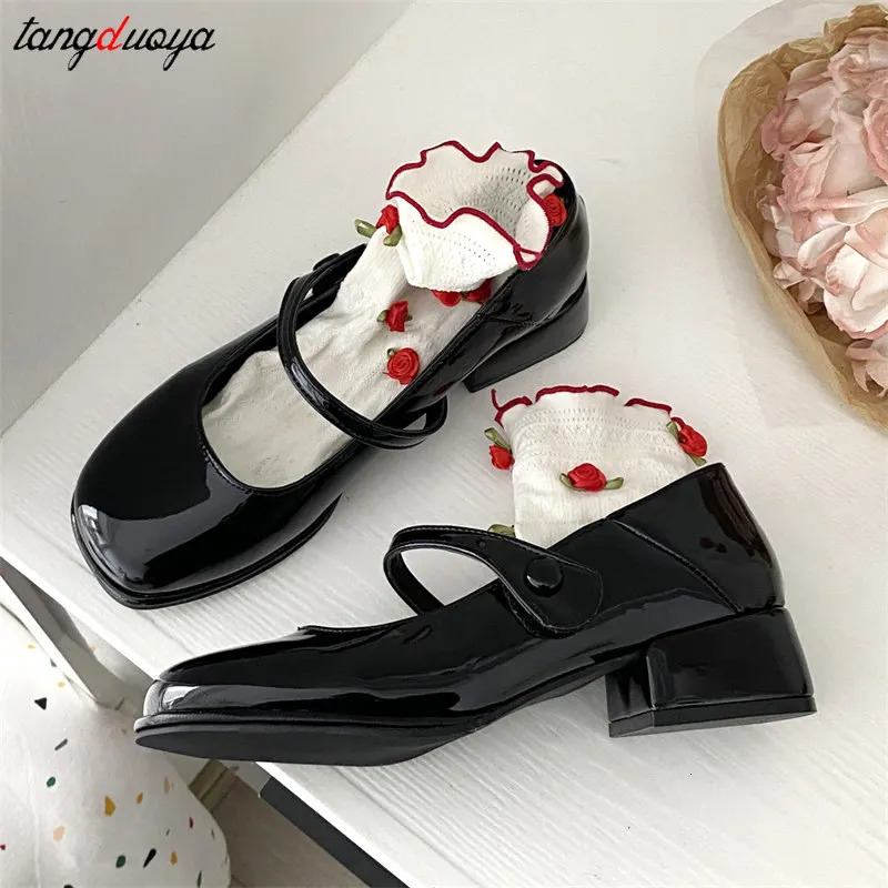 Retro red Mary Jane Shoes Women Thick Heels Ankle Buckle Lolita Shoes Woman Student French Square heel shallow mouth single shoe 241225