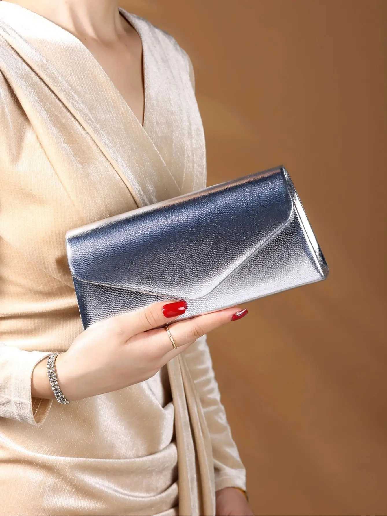 Elegant solid color chain bag ladies birthday and wedding party banquet bag cute and charming small square bag Z241225