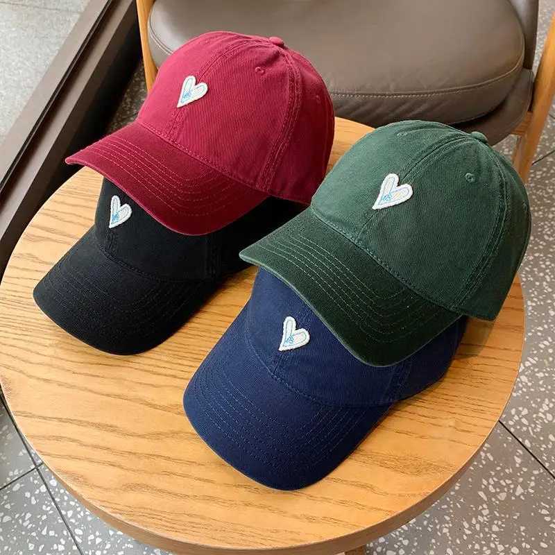 Retro Love Heart Baseball Hat Womens Heart Embroidered Wide Brim Hat Soft Top Sunshade Hat Outdoor Sports Sunshade Hat W241225