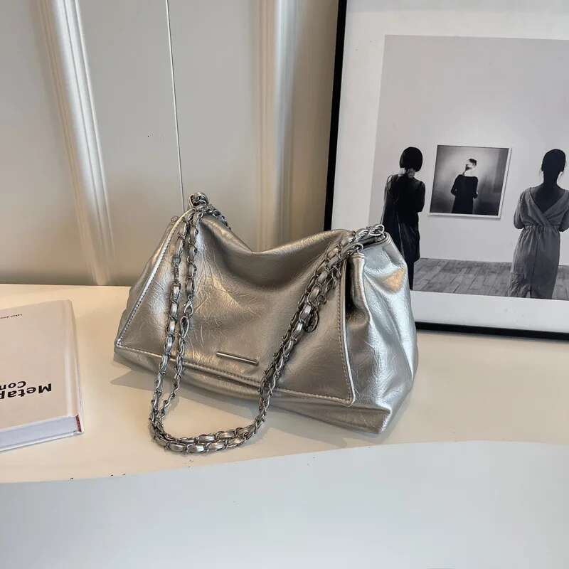Women's Bags Handbag Casual Soft Surface Large Capacity Women New All-Match Chain Messenger Popular Sier Shoulder Bag Handbag