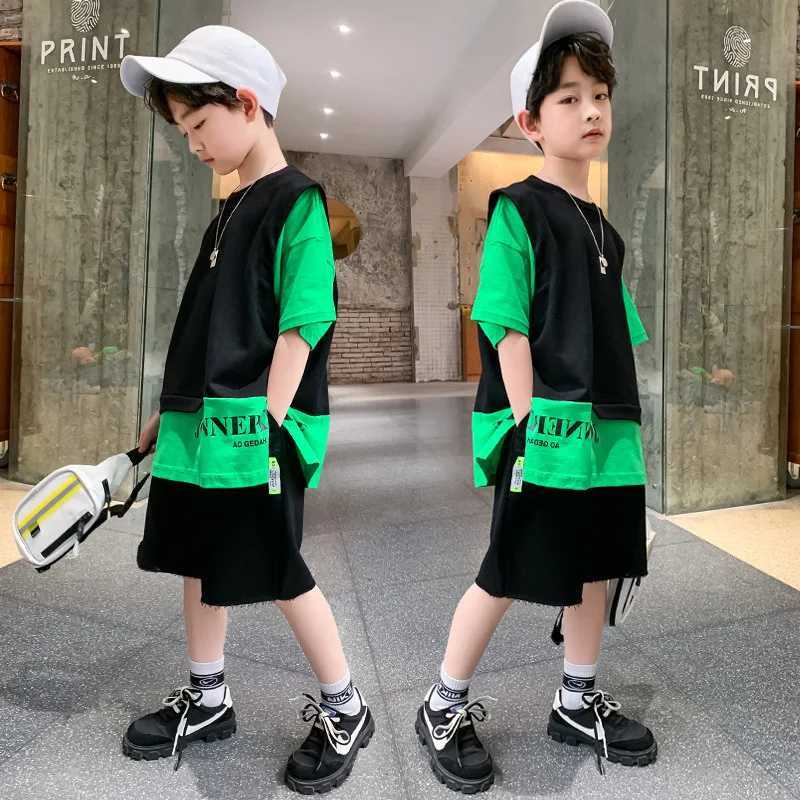 Clothing Sets Summer childrens mens clothing set childrens artificial two-piece letter printed T-shirt and shorts 2-piece set teenagers topY2412253HQX
