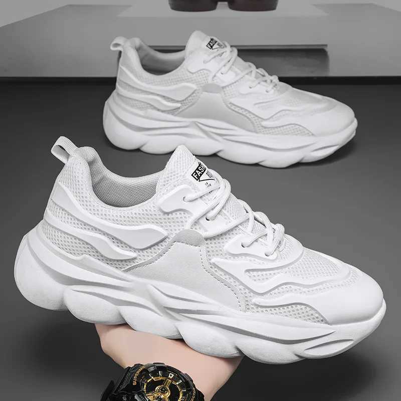 New Style Casual Running Shoes Spring Casual Breathable Mens Fashion Pop Shoes New Versatile Mens ShoesC250411