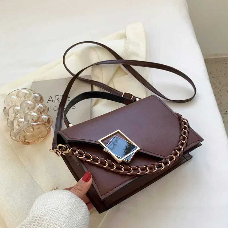 Womens Handbag Luxury Designer Armpit Shoulder Bag Chain Messenger Flap Girl Fi Crossbody Rhombus Small Square BagsXJ241225