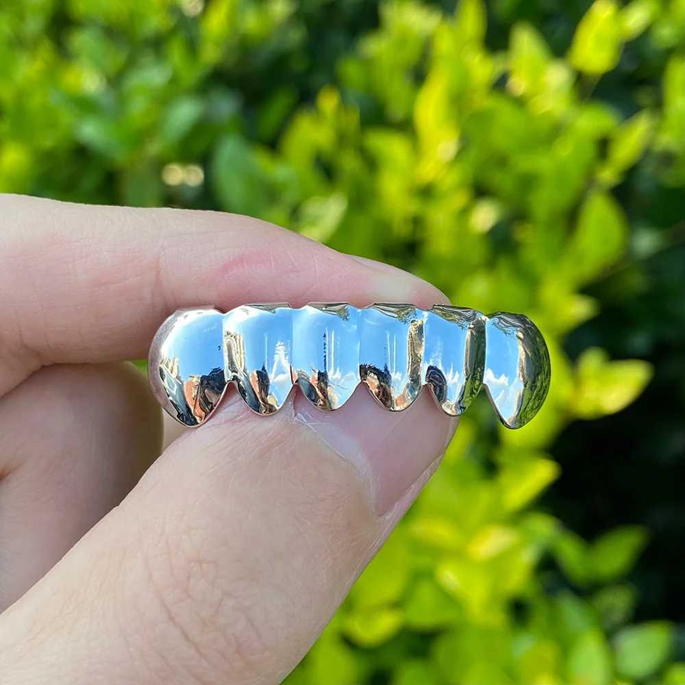 RACHELZ Hip Hop Classic Bottom Teeth Grillz Cs Gold Silver Black Color Tooth Grills For Women Men Jewelry Halloween GiftXJ241225