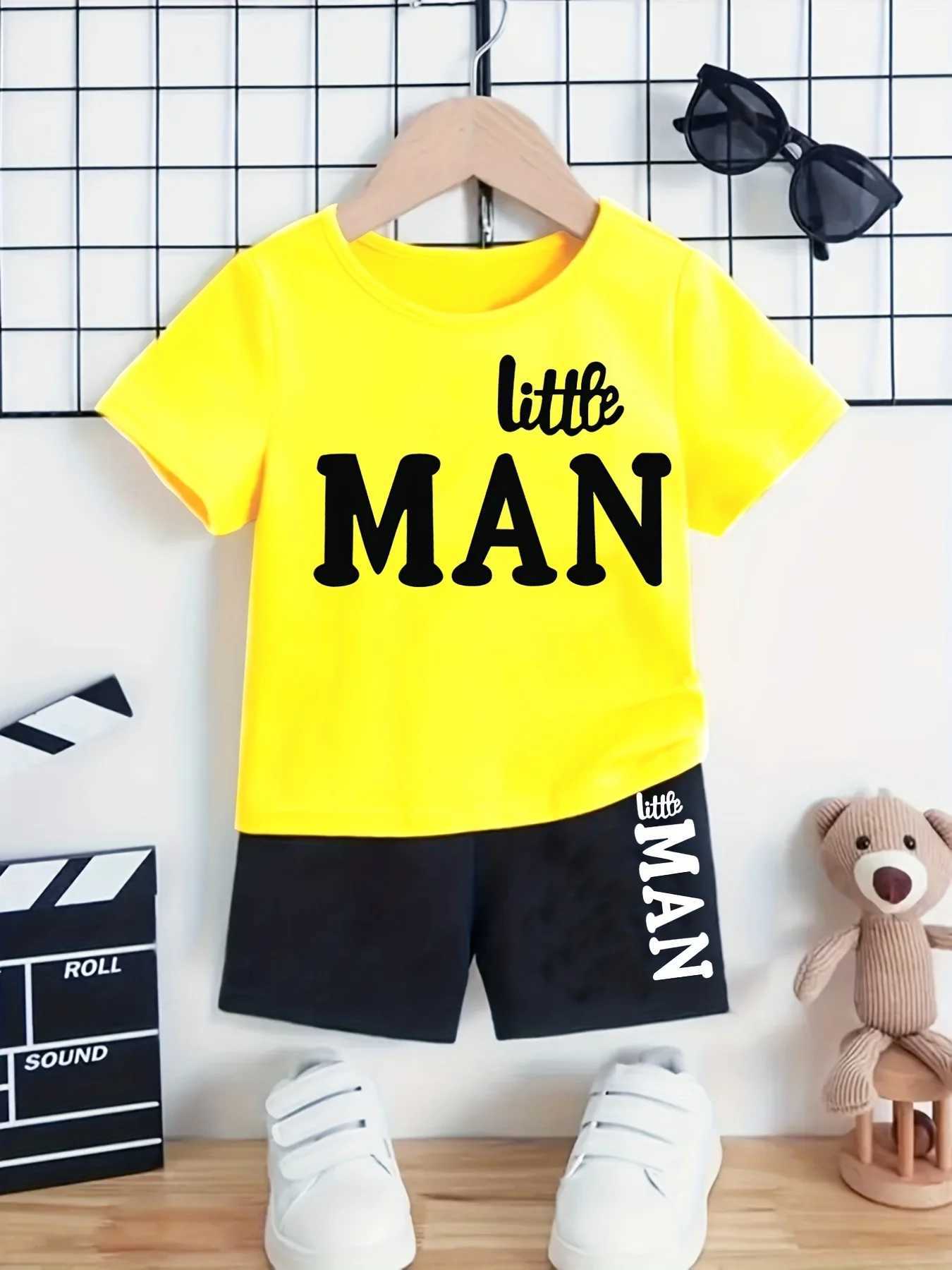 Clothing Sets Summer boys clothing set childrens little man printed T-shirt and shorts 2-piece set childrens girls topY241225OVNC