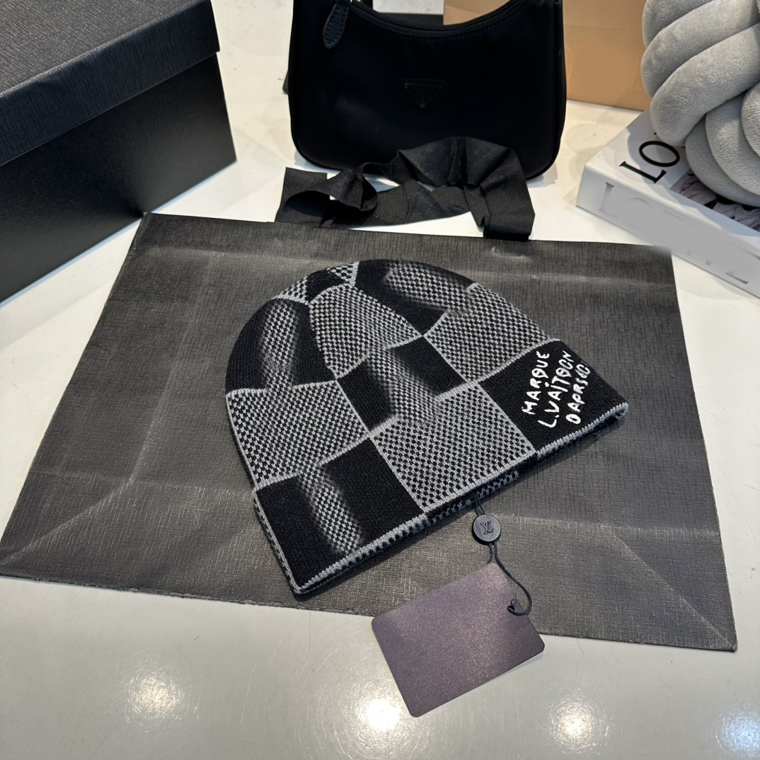 Fashion women's beanie Cashmere Thermal Designer soft plaid winter Men's trucker hat bucket hats for men beanies