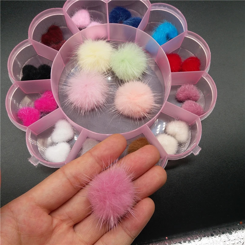 29pcs/Box Fluffy Nail Plush Ball Kawaii Nail Charms DIY Decoration Magnetic Pom Nail Pom Manicure Accessories Kit Charm 241225