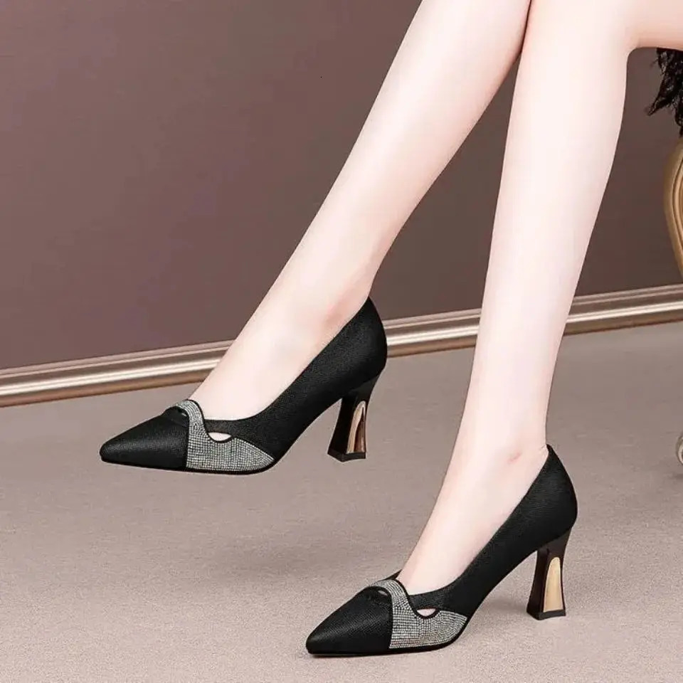 Cresfimix Zapatos Dama women light weigh green pu leather 3cm low heel shoes for office lady party comfort black heels a6691c 241225