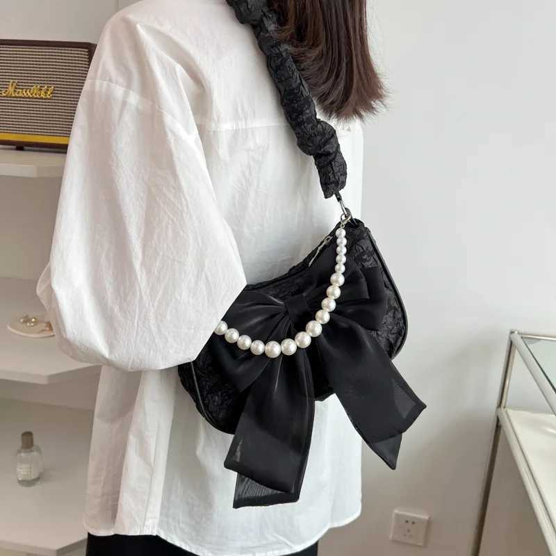Texture lace pleated bag womens bag womens black pearl shoulder bag bow bracelet fiableXJ241225